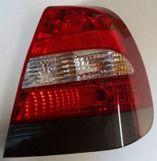 světlo pravé zadní DAEWOO NUBIRA J150 SDN skupinové originál GM