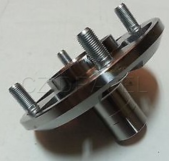 náboj předního kola a 4x šroub, originál GM
